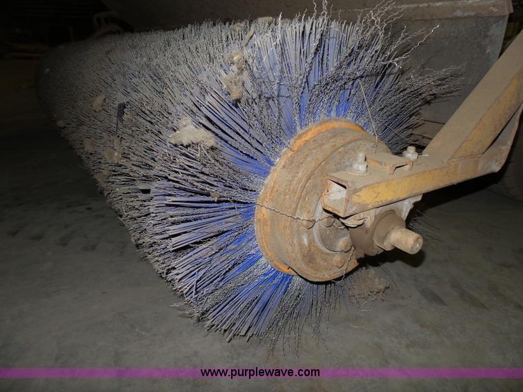 image for item K4539 Broce Broom HS broom