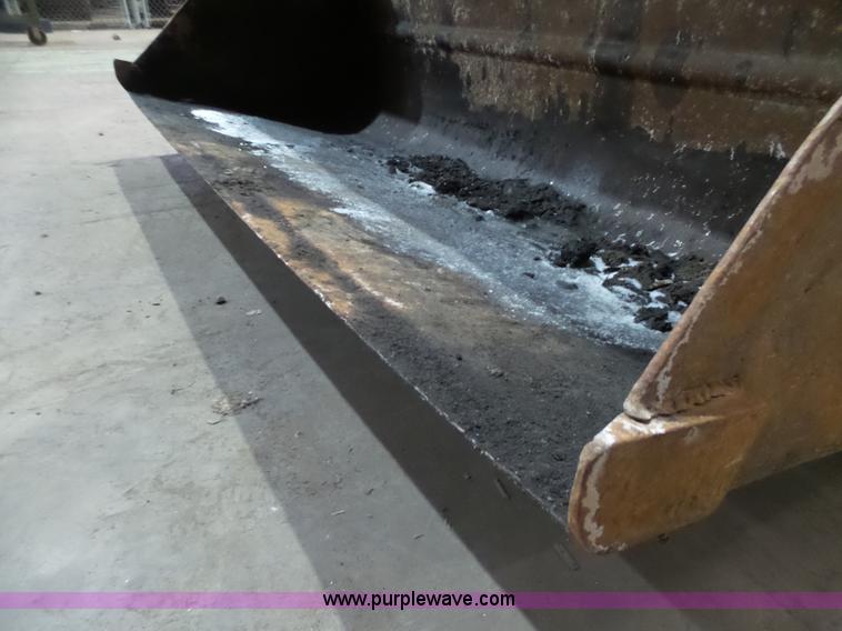 image for item K4540 2003 New Holland LS190 skid steer