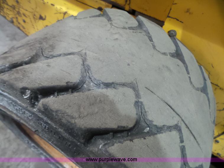 image for item K4540 2003 New Holland LS190 skid steer