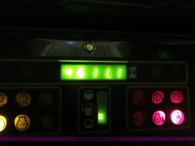 image for item K4540 2003 New Holland LS190 skid steer