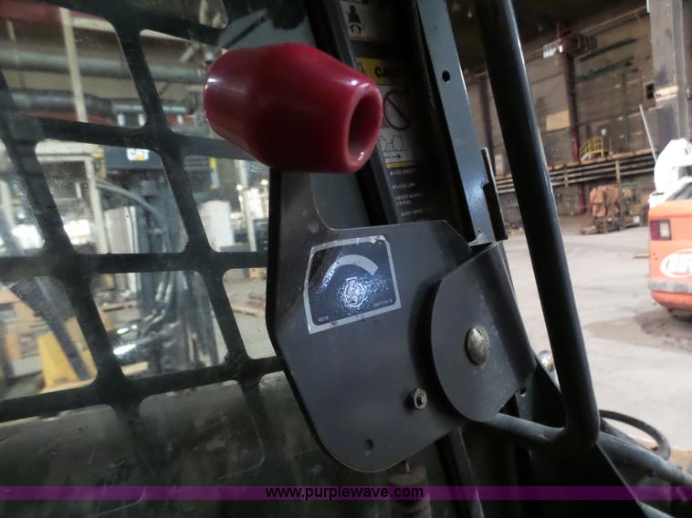 image for item K4540 2003 New Holland LS190 skid steer