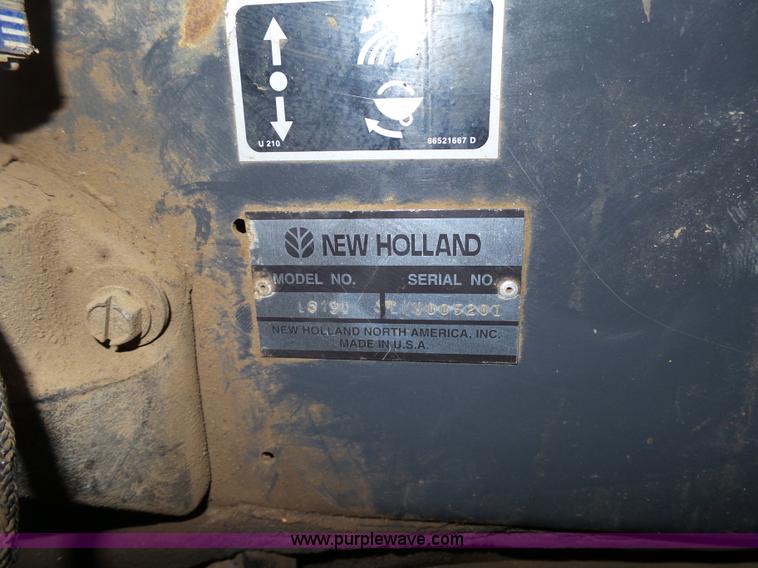image for item K4540 2003 New Holland LS190 skid steer