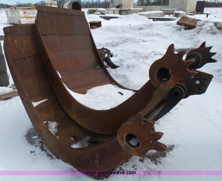 image for item K4543 Rotobec grapple