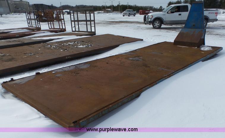 image for item K4561 Hook truck flatbed