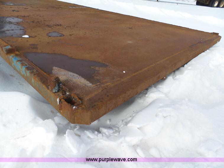 image for item K4561 Hook truck flatbed