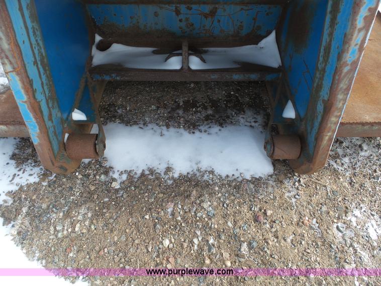 image for item K4561 Hook truck flatbed