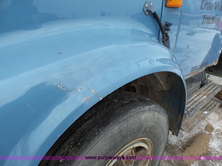 image for item K4570 1993 International 4900 hook bed truck