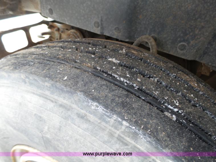 image for item K4570 1993 International 4900 hook bed truck