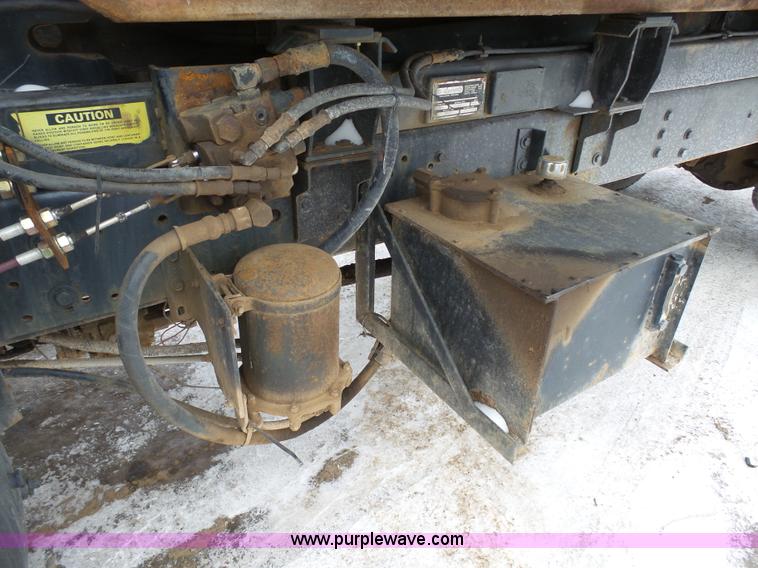 image for item K4570 1993 International 4900 hook bed truck