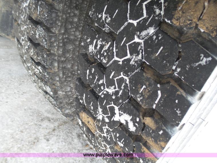 image for item K4570 1993 International 4900 hook bed truck