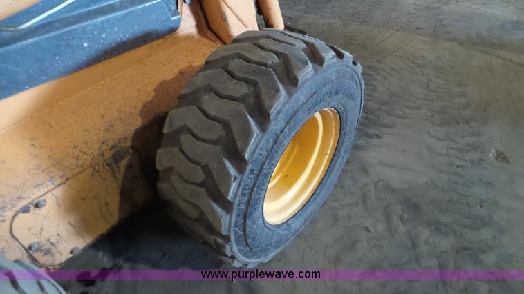 image for item K4574 2008 Case 435 Series 3 skid steer