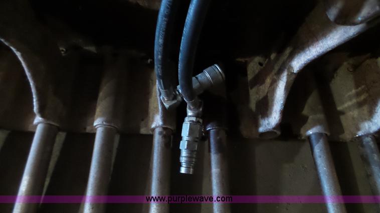 image for item K4575 Melroe/Ingersoll skid steer rock grapple bucket