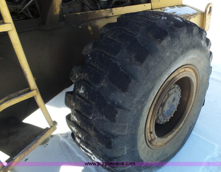 image for item K4576 1979 Fiat-Allis 645B wheel loader