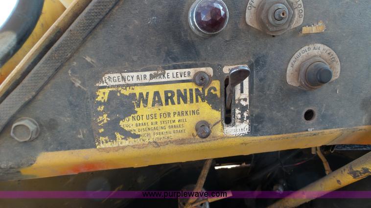 image for item K4576 1979 Fiat-Allis 645B wheel loader