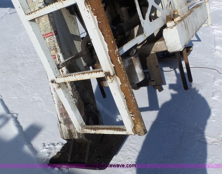 image for item K4577 2000 IMT 16000 Series II crane