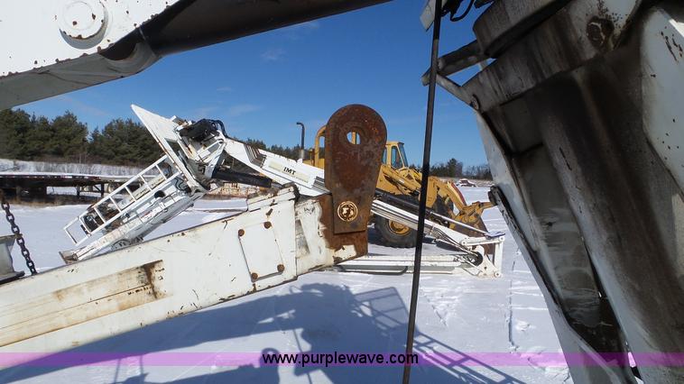 image for item K4577 2000 IMT 16000 Series II crane