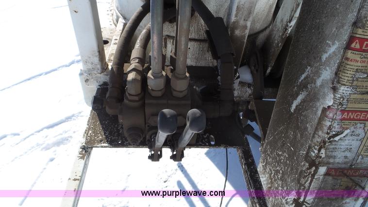 image for item K4577 2000 IMT 16000 Series II crane