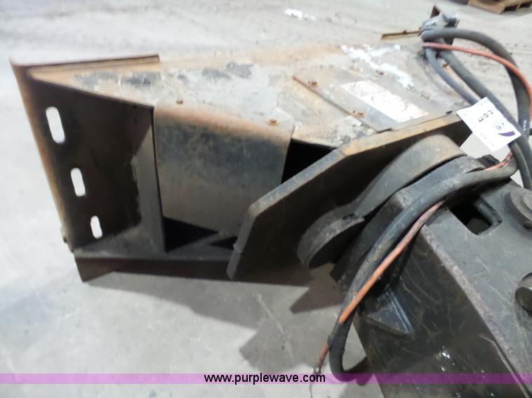 image for item L3979 LaBounty MSD7R skid steer metal shear