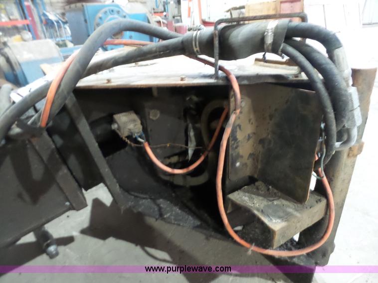 image for item L3979 LaBounty MSD7R skid steer metal shear