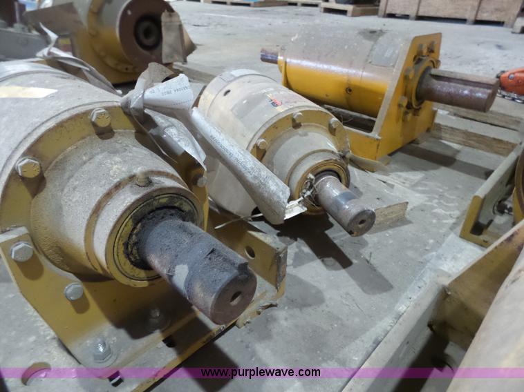 image for item L3985 (6) Planet gear speed reducers