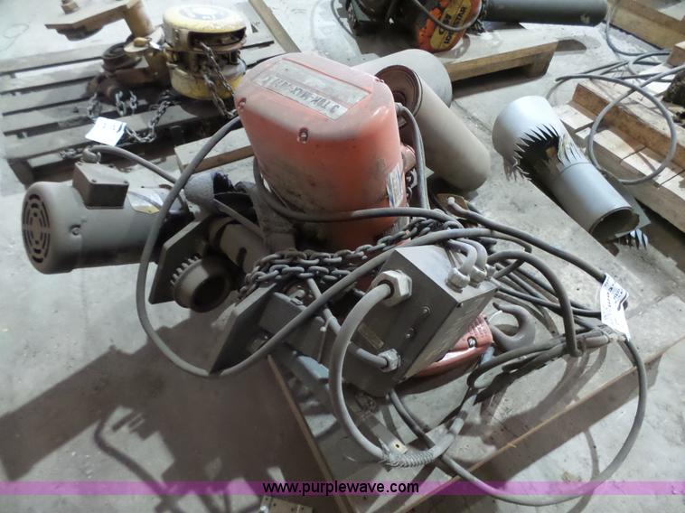 image for item L3990 CM overhead hoist