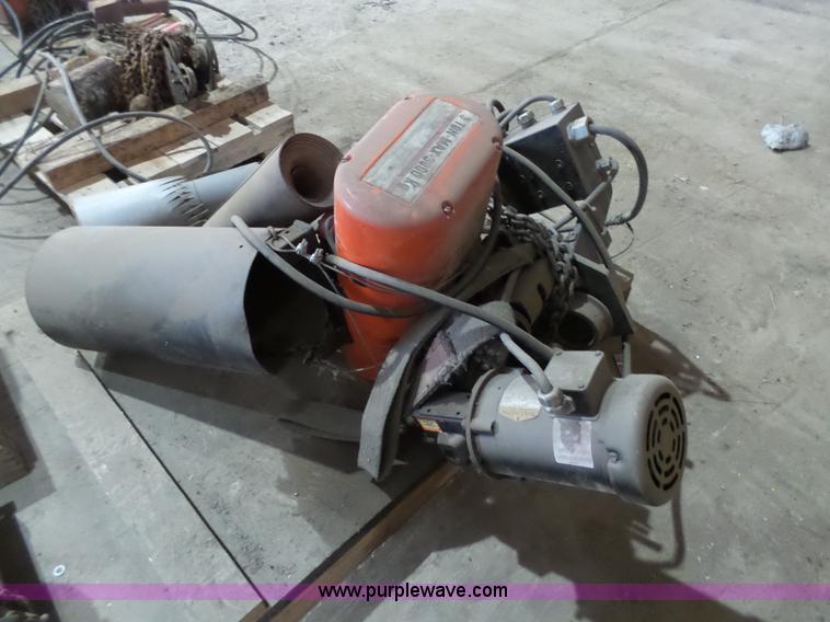 image for item L3990 CM overhead hoist