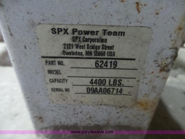 image for item L3997 Power Team hydraulic grapple