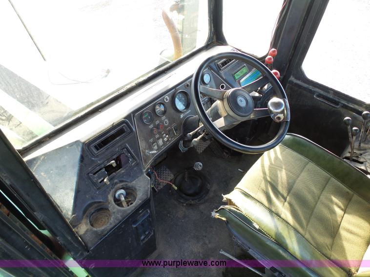 image for item AX9215 Steiger Panther ST310 4WD tractor