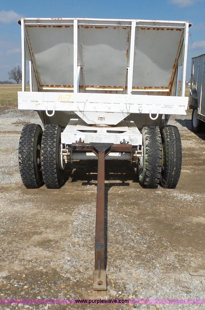 image for item BI9232 Shop built hopper bottom grain cart