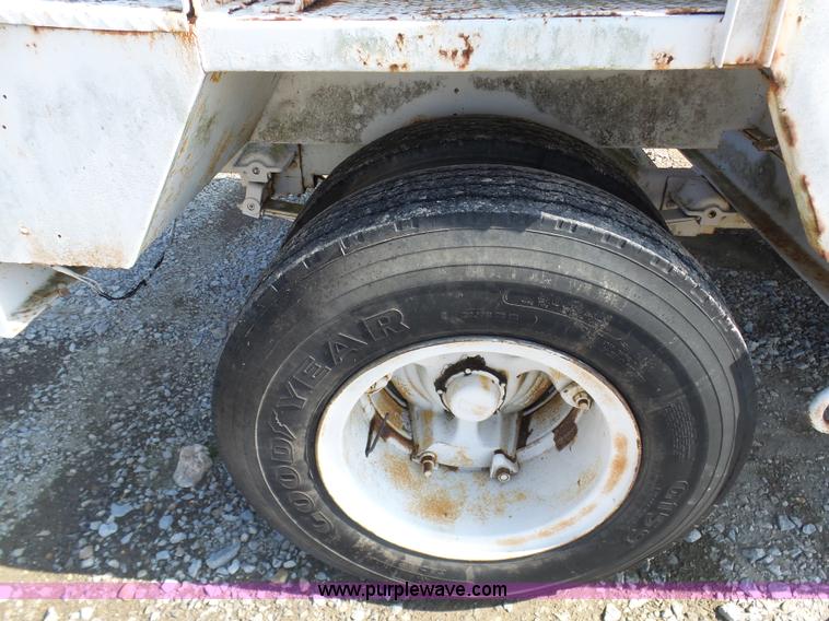 image for item BI9232 Shop built hopper bottom grain cart