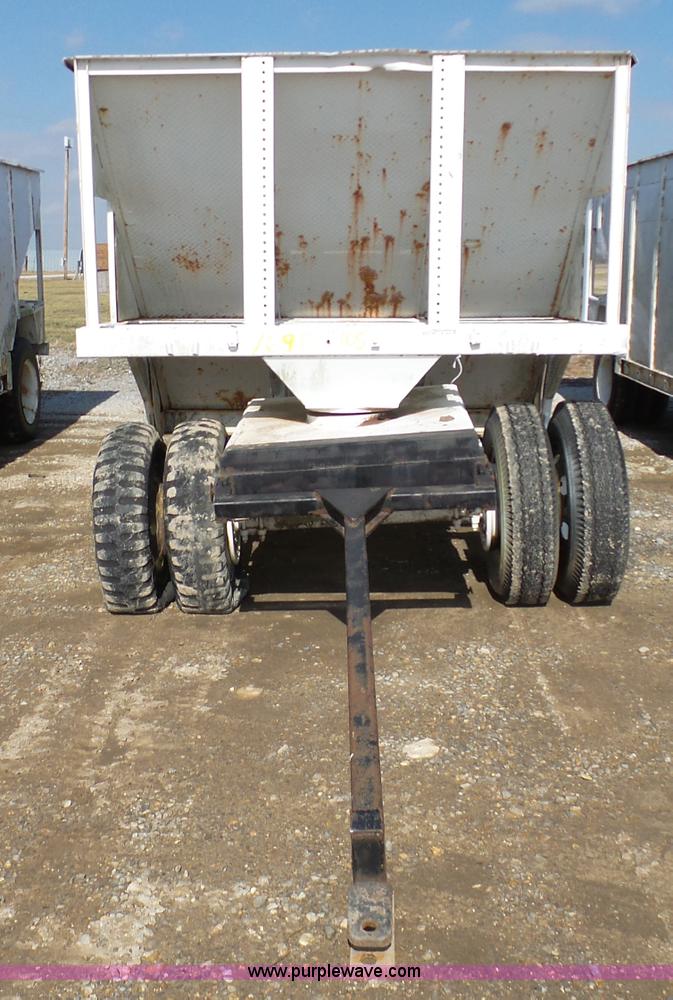 image for item BI9233 Shop built hopper bottom grain cart