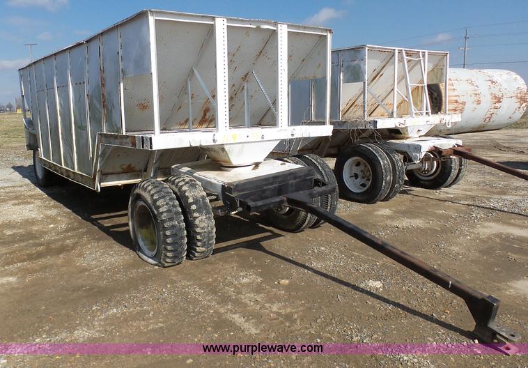 image for item BI9233 Shop built hopper bottom grain cart