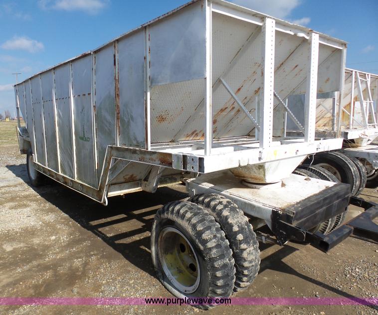image for item BI9233 Shop built hopper bottom grain cart