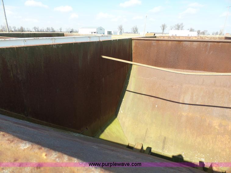 image for item BI9233 Shop built hopper bottom grain cart