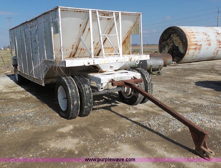 image for item BI9234 Shop built hopper bottom grain cart