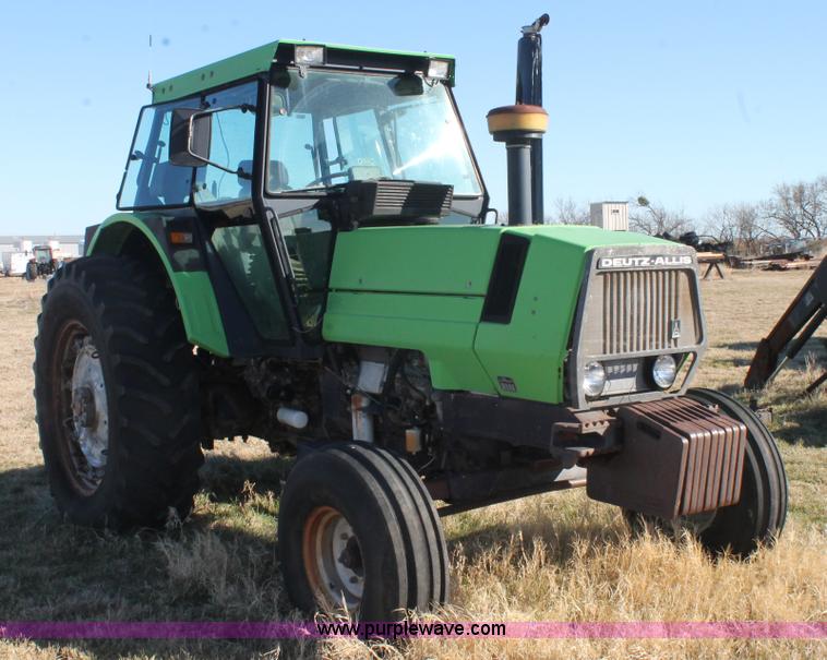 image for item BJ9343 1986 Deutz Allis 7120 tractor