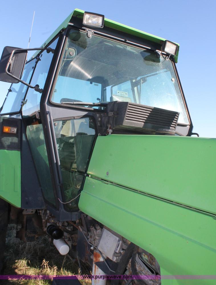 image for item BJ9343 1986 Deutz Allis 7120 tractor