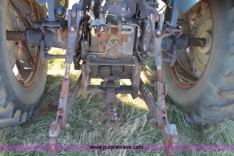 image for item BJ9343 1986 Deutz Allis 7120 tractor