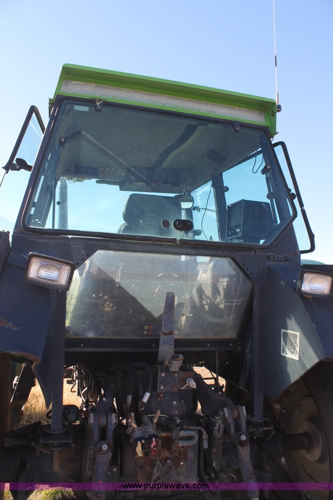 image for item BJ9343 1986 Deutz Allis 7120 tractor