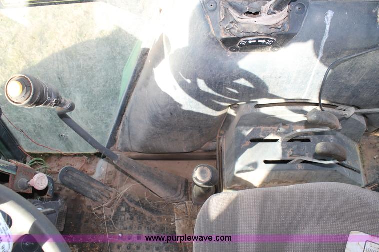 image for item BJ9343 1986 Deutz Allis 7120 tractor