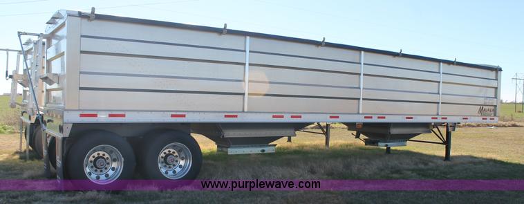 image for item BJ9345 2016 Maurer double hopper bottom trailer