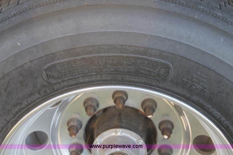 image for item BJ9345 2016 Maurer double hopper bottom trailer