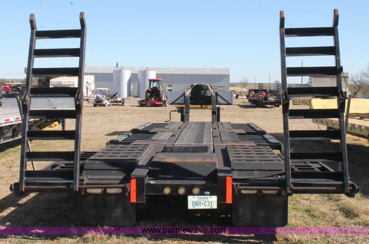image for item BJ9348 2000 Trailtech combine trailer