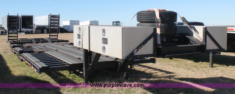 image for item BJ9348 2000 Trailtech combine trailer