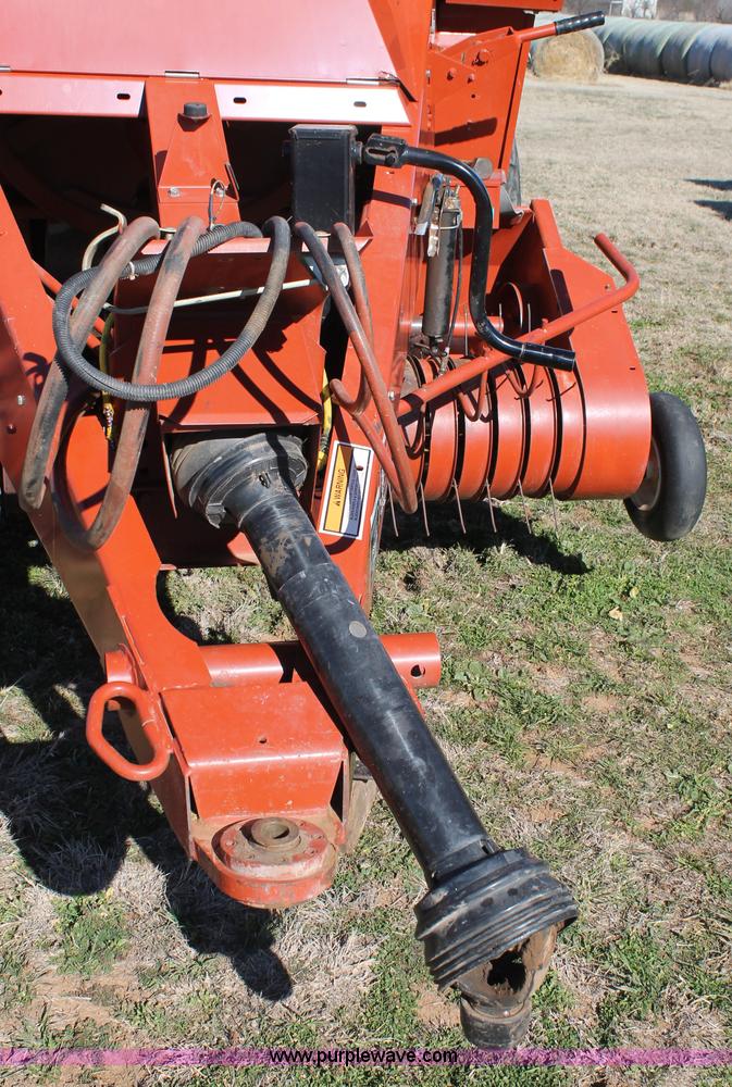 image for item BJ9350 2002 Hesston 4910 square baler