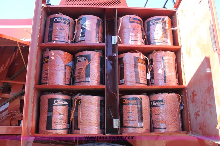 image for item BJ9350 2002 Hesston 4910 square baler