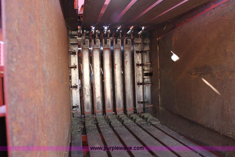 image for item BJ9350 2002 Hesston 4910 square baler