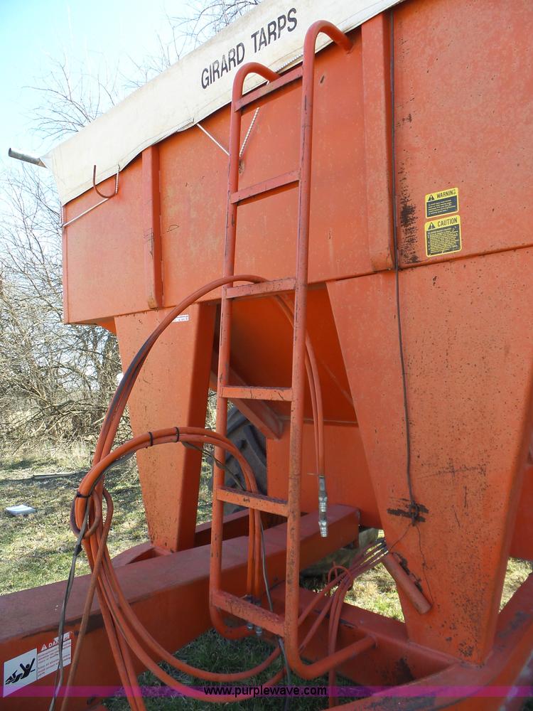 image for item BL9675 UFT 500 grain cart