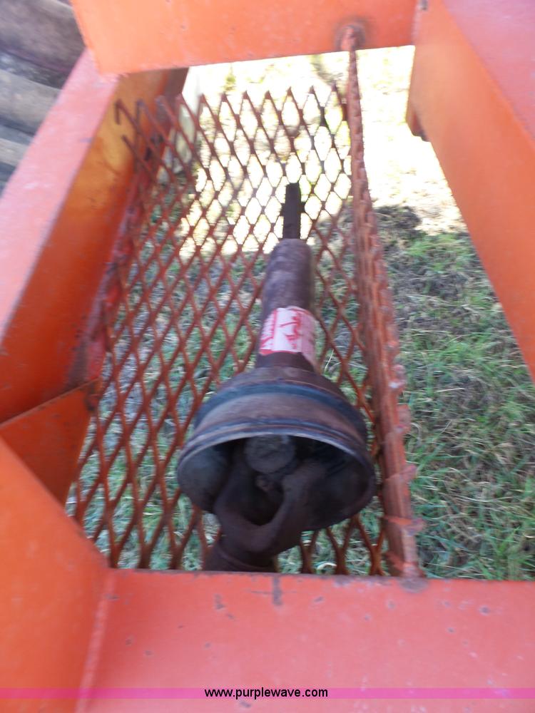 image for item BL9675 UFT 500 grain cart