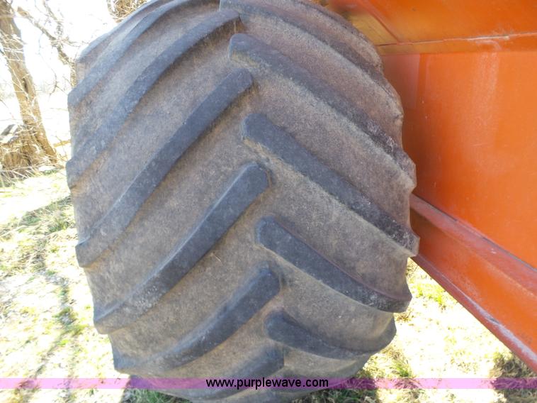 image for item BL9675 UFT 500 grain cart